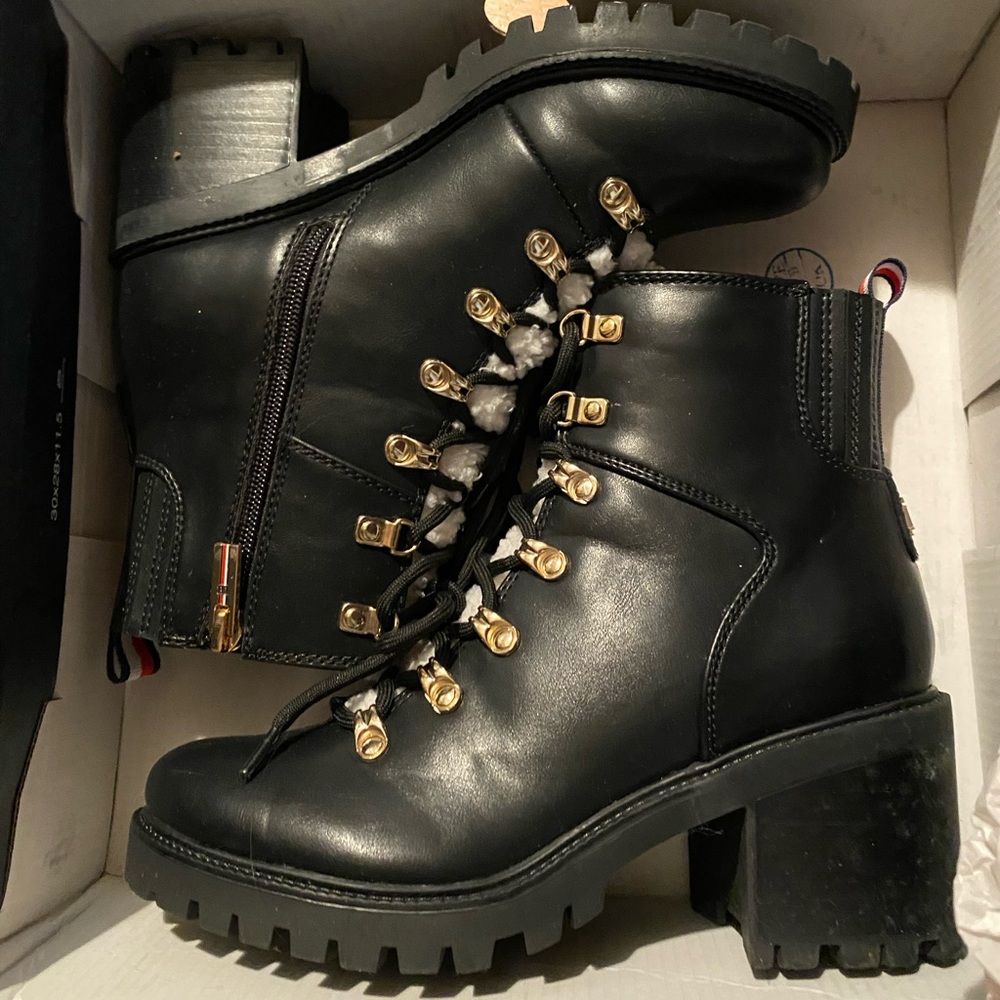 Tommy Hilfiger boots